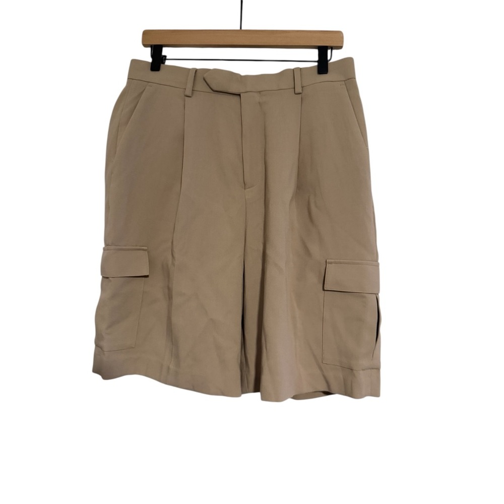 ASOS Men's Tan Cargo Shorts Size 32